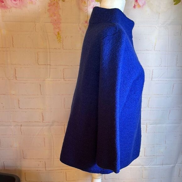 Covington Blue Cape Sweater Elegant Design - Picture 8 of 10